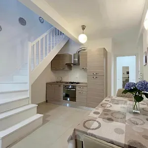 Confortevole A Cadorago Apartment